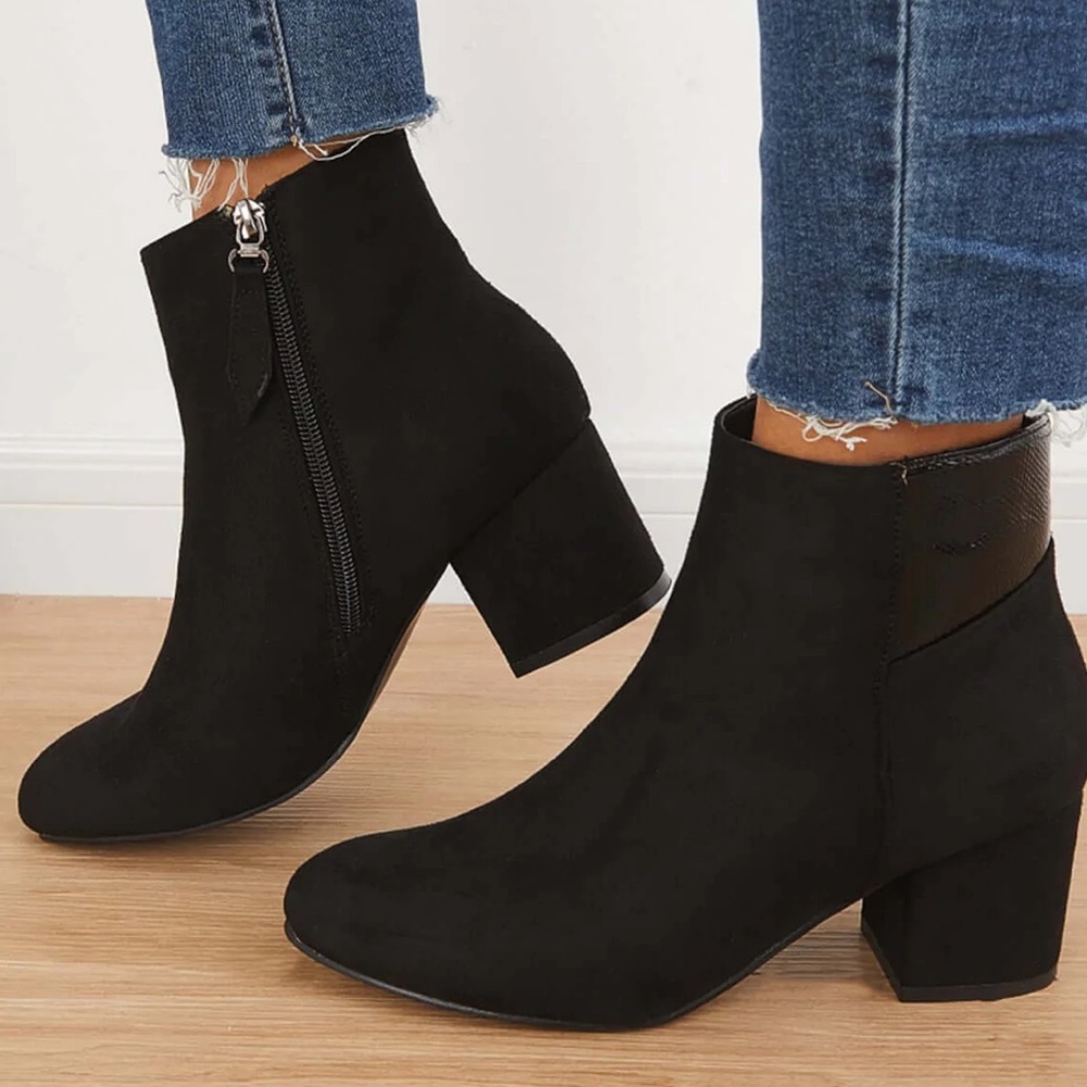 LC Lauren Conrad Sweetpea Womens Black Ankle Boots